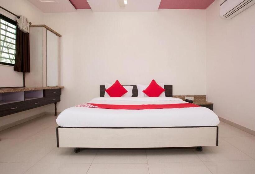 Classic Kolmen Hengen Huone, O Capital O Sai Icon Residency