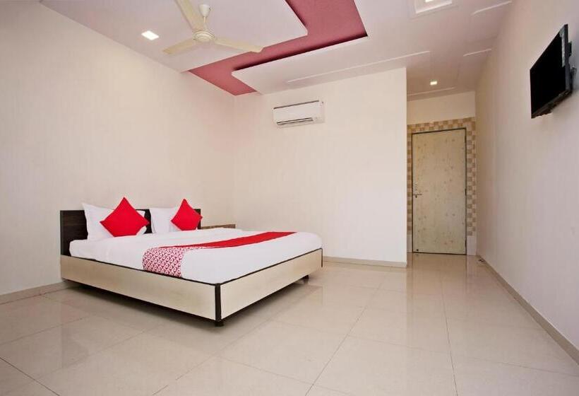 Classic Kolmen Hengen Huone, O Capital O Sai Icon Residency