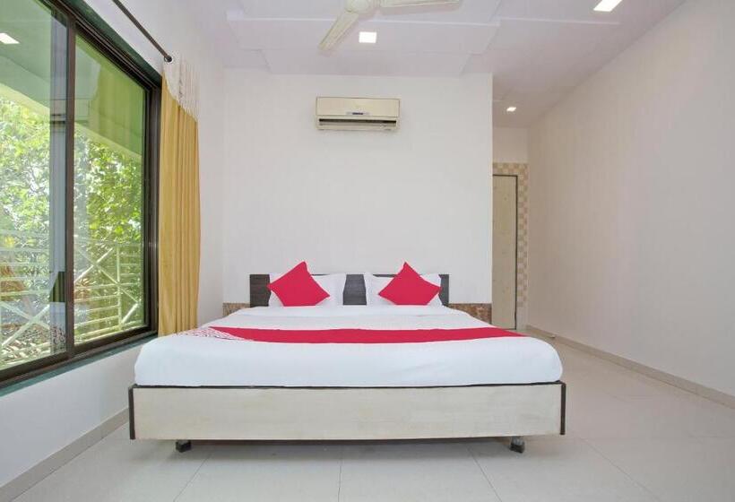 Classic Kolmen Hengen Huone, O Capital O Sai Icon Residency