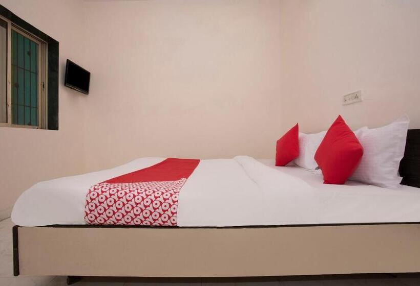 Basic-huone, O Capital O Sai Icon Residency