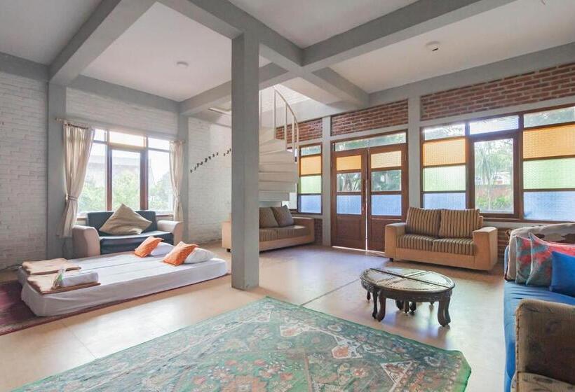 带1个卧室的别墅, Reddoorz Near Kampung Gajah 2