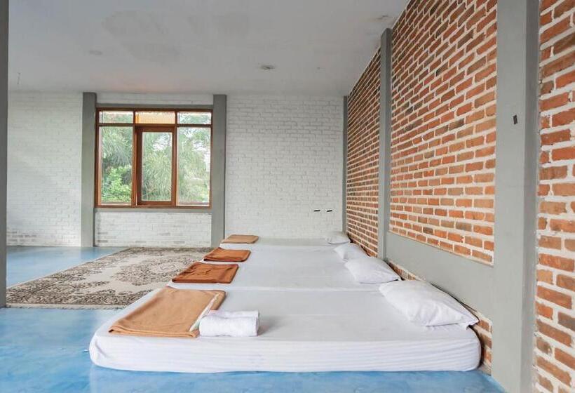 带1个卧室的别墅, Reddoorz Near Kampung Gajah 2