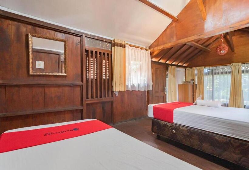 Семейный Номер, Reddoorz Near Kampung Gajah 2