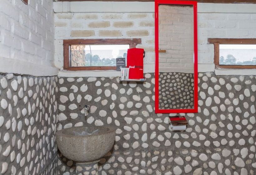 家庭间, Reddoorz Near Kampung Gajah 2