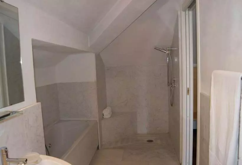 سوییت, Locanda Dell'angelo