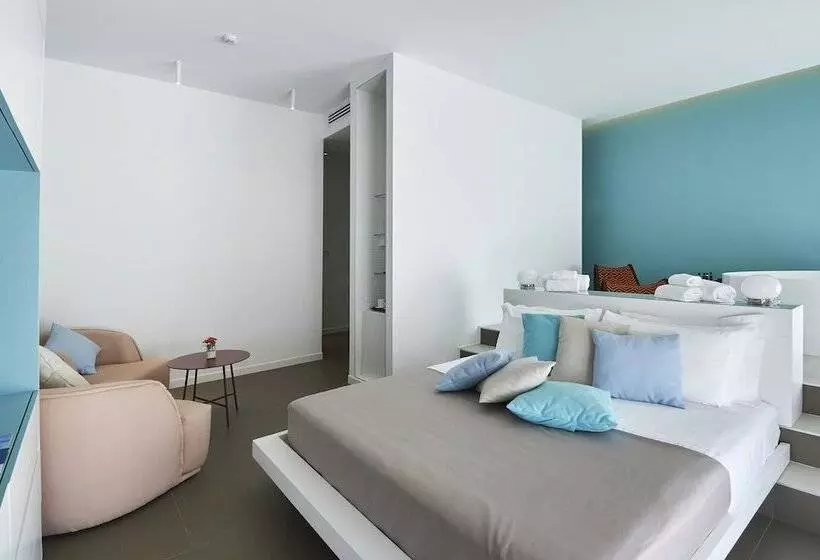 オーシャンビューのデラックストリプルルーム, Grand Hotel Riviera   Cdshotels