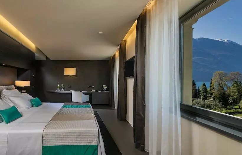 スタンダードスタジオ, Lido Palace   The Leading Hotels Of The World