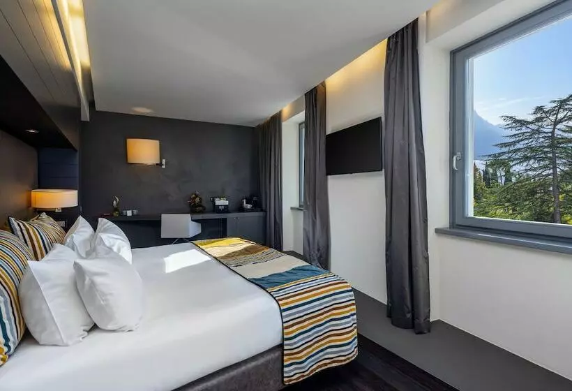 スタンダードスタジオ, Lido Palace   The Leading Hotels Of The World
