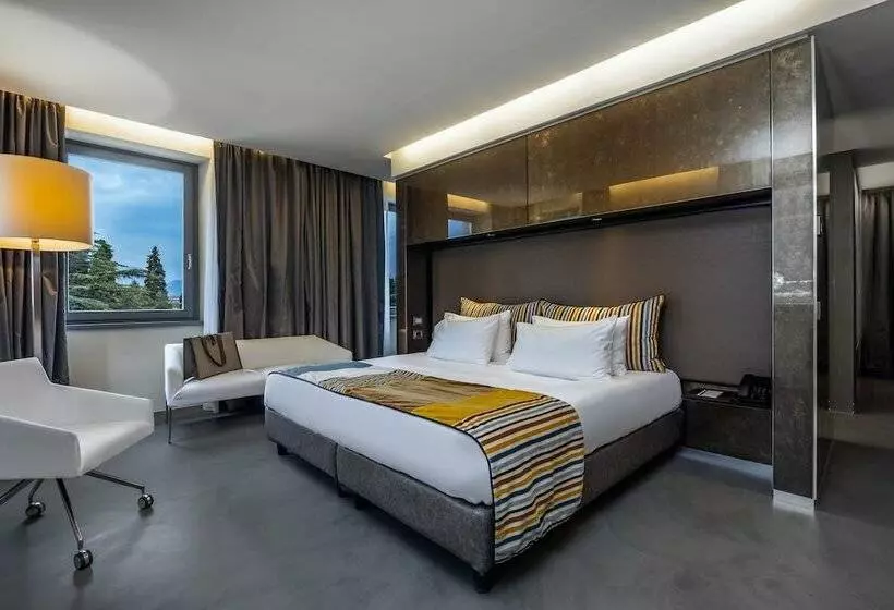 デラックススタジオ, Lido Palace   The Leading Hotels Of The World