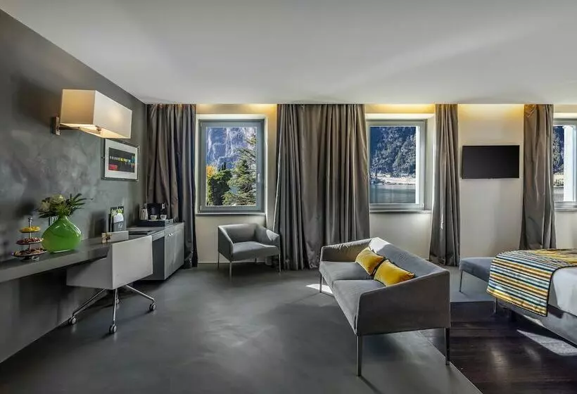 湖の見えるジュニアスイート, Lido Palace   The Leading Hotels Of The World
