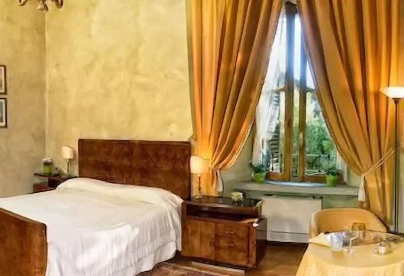 Classic-huone, Locanda Dei Mai Intees