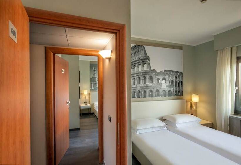 Standard Room, Marc Aurelio