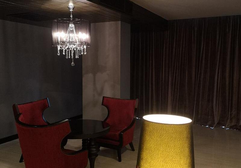 Habitación Superior, Mascagni