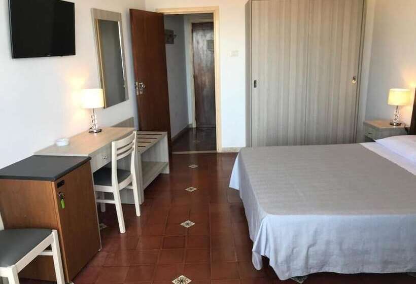 オーシャンビュースタンダードルームバルコニー付き, Mediterranee