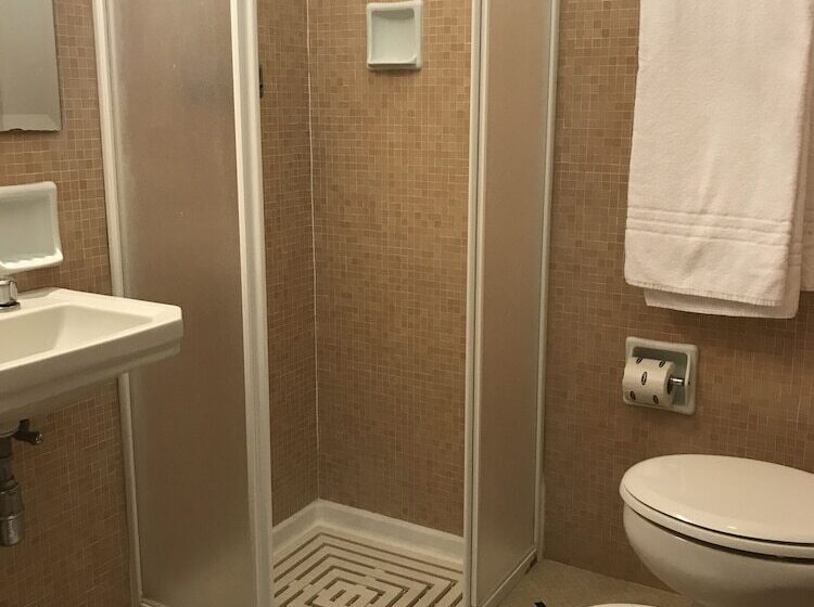 オーシャンビュースタンダードルームバルコニー付き, Mediterranee