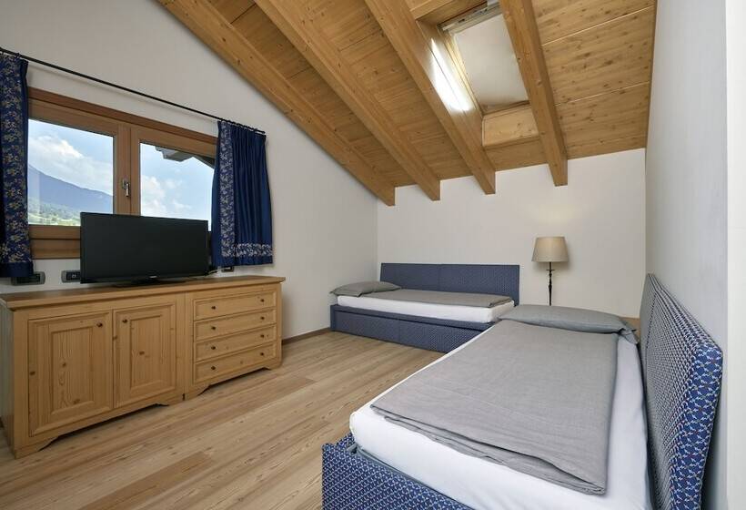 패밀리 룸, Rezia