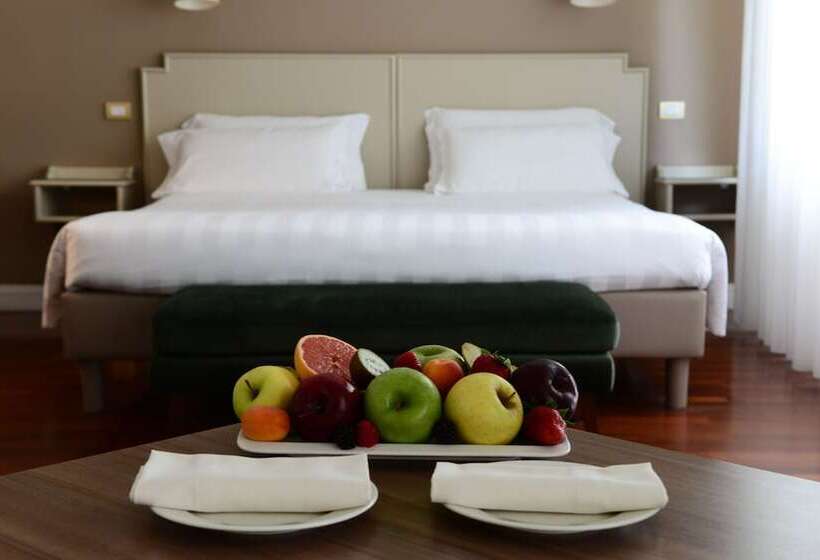 غرفة سوبريور مع إمكانية الدخول إلى سبا, Silva Hotel Splendid