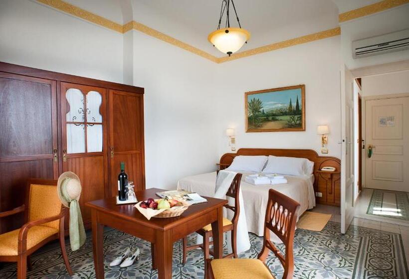 Tripla Superiore Vista Mare, Villa Schuler