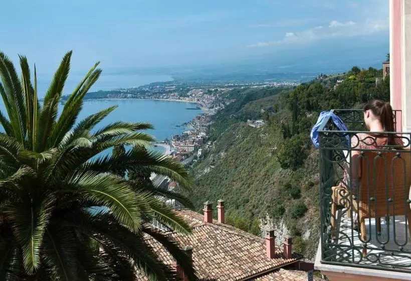 Tripla Superiore Vista Mare, Villa Schuler