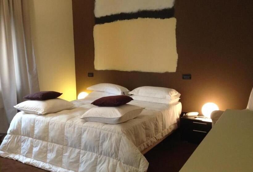 小型套房, Rechigi Hotel Adults Only