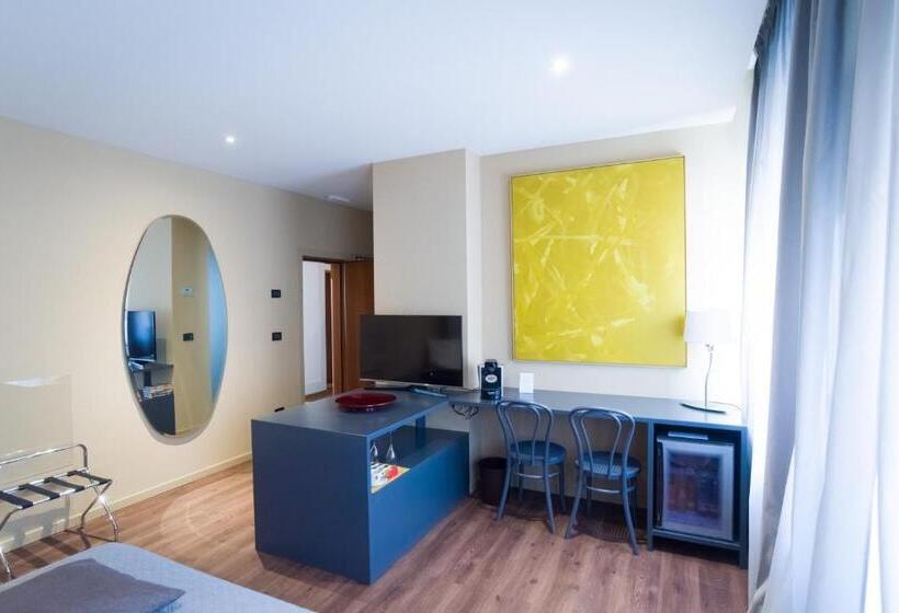 小型套房, Rechigi Hotel Adults Only