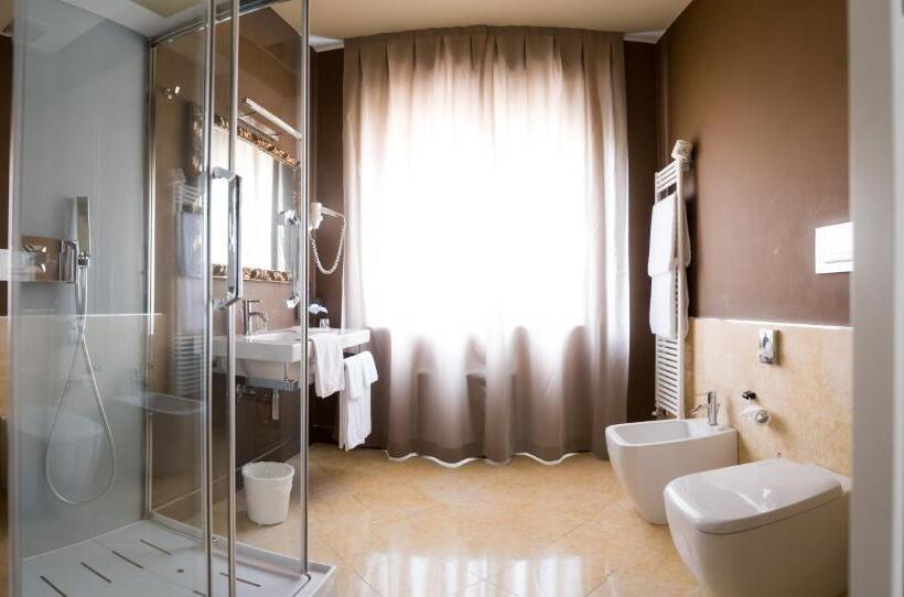 小型套房, Rechigi Hotel Adults Only