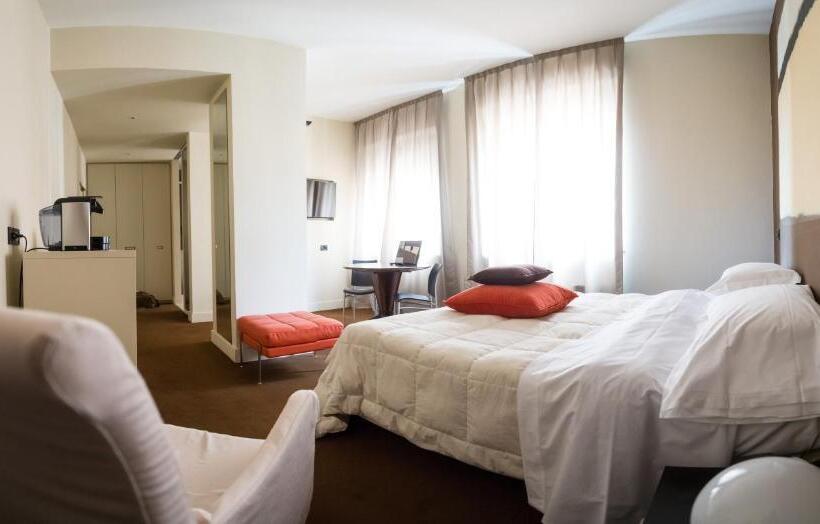 小型套房, Rechigi Hotel Adults Only