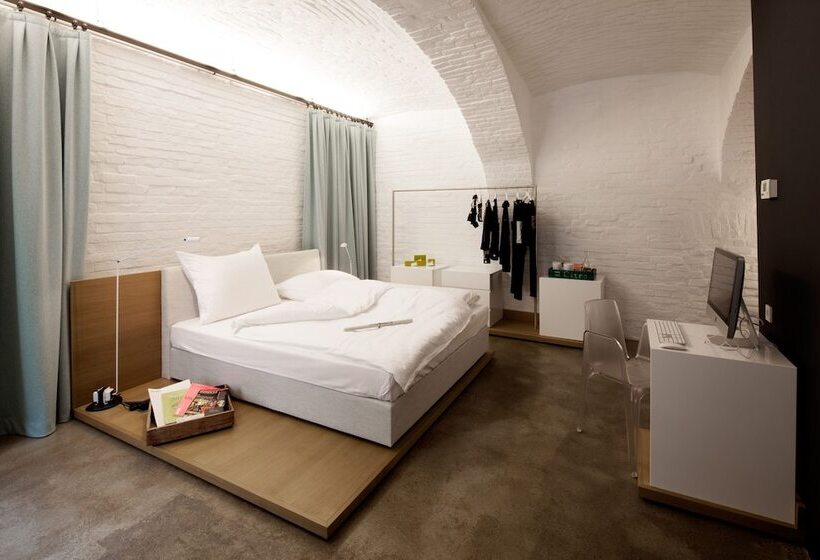 سوییت جونیور در طبقه همکف, Grätzlhotel Belvedere