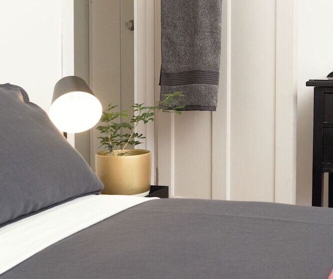 Номер Стандарт, Cunnamulla