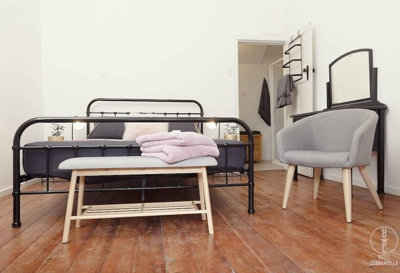 Номер Стандарт, Cunnamulla