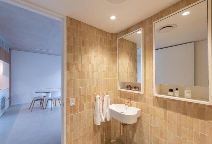 آپارتمان 1 خوابه, Ravesis