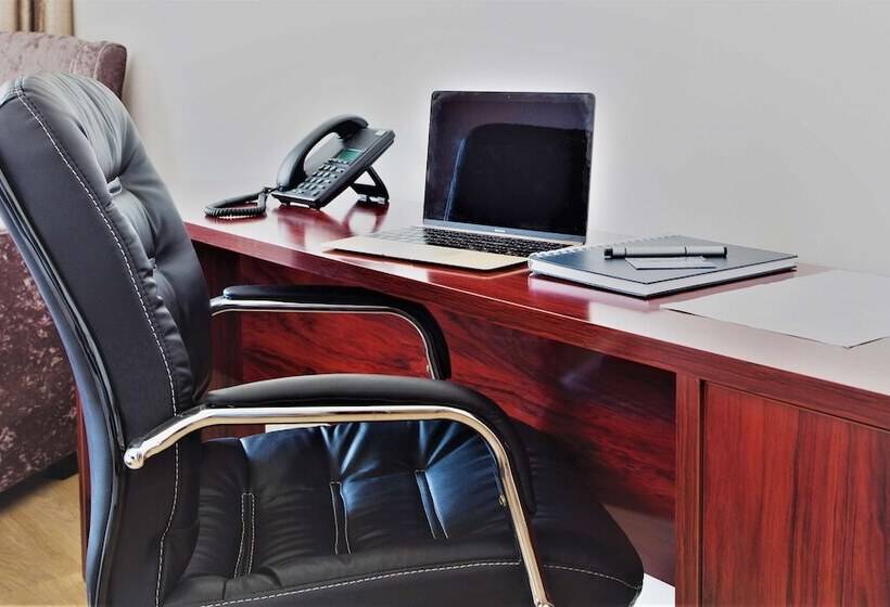 高级套房, Nobile Hotel Estación Central