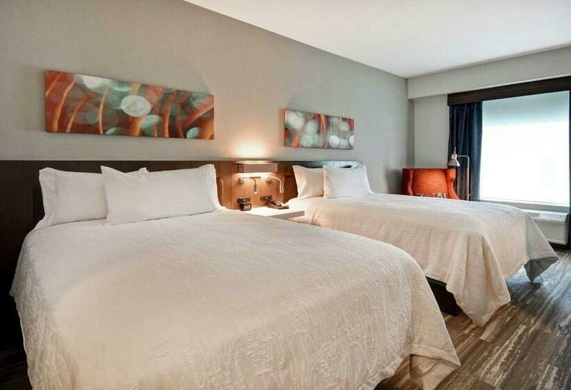 غرفة قياسية, Hilton Garden Inn Lansing West