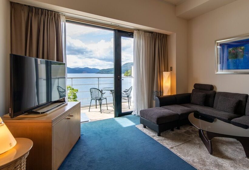 湖の見えるジュニアスイート, Hakone