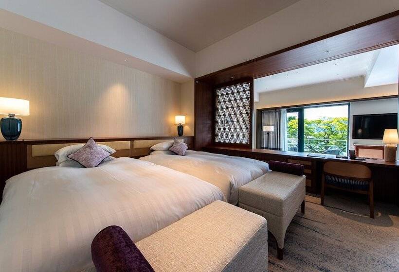 Четырехместный номер Премиум, Hakone