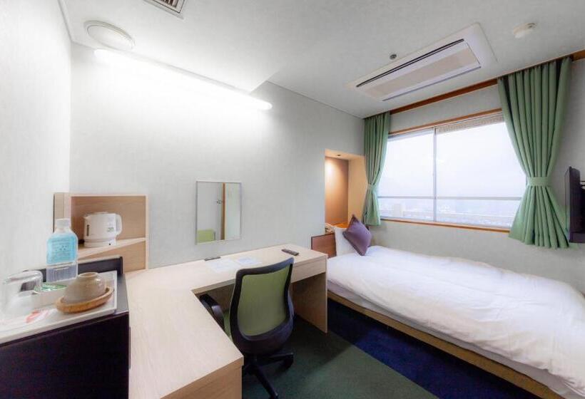 חדר סטנדרט יחיד, Iwakuni Kokusai Kanko