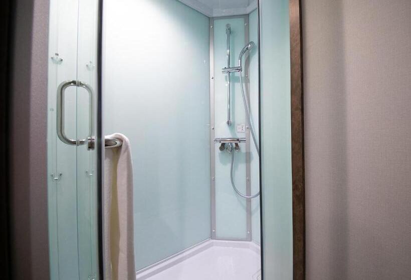 חדר סופריור, Iwakuni Kokusai Kanko