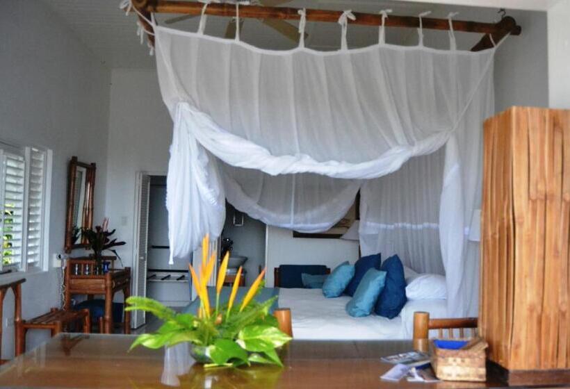 اتاق لوکس با بالکن و چشمانداز دریا, Mockingbird Hill