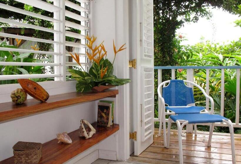 اتاق استاندارد با چشمانداز باغ, Mockingbird Hill