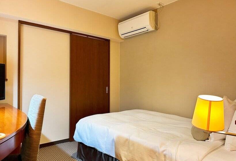 اتاق اکونومی یک تخته, Nakajimaya Grand