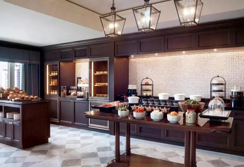 اتاق سوپریور با چشم‌انداز شهر, The Ritzcarlton, Osaka