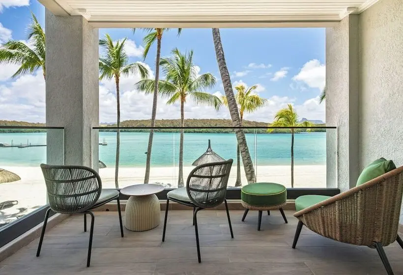 اتاق استاندارد با چشم‌انداز, Shandrani Beachcomber Resort & Spa