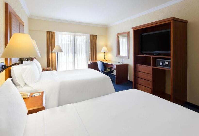 Номер Стандарт 2 Двуспальные Кровати, Holiday Inn Express Oaxaca Centro Historico, An Ihg