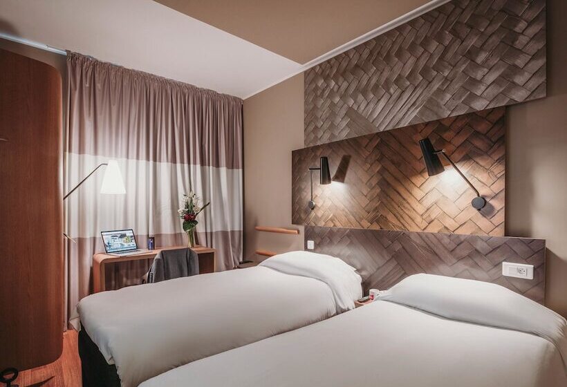 Quarto Estandar, Ibis Casablanca City Center