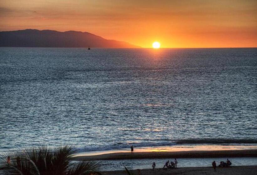 סוויטת ג'וניור דלוקס נוף לים, Sunscape Puerto Vallarta Resort