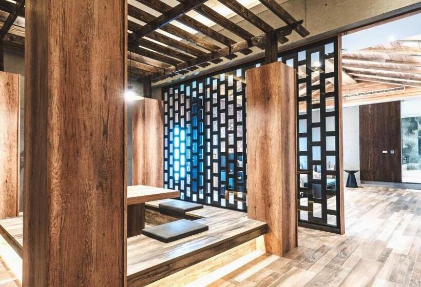 اتاق راحتی, Aquarius Motel