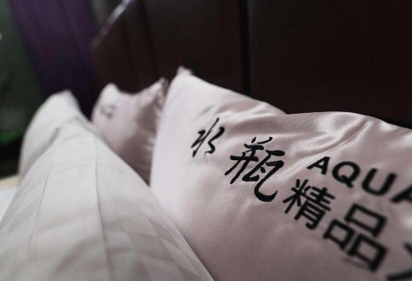 اتاق سوپریور, Aquarius Motel