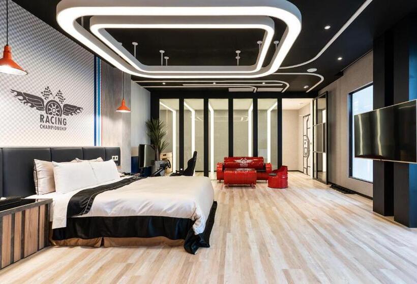 اتاق استاندارد تم دار, Aquarius Motel