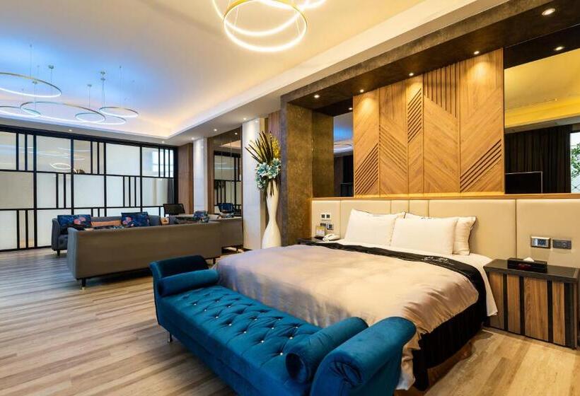 اتاق استاندارد با چشمانداز استخر, Aquarius Motel