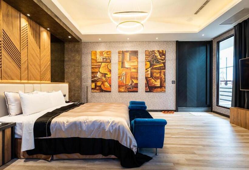 اتاق استاندارد با چشمانداز استخر, Aquarius Motel